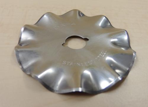 Varaterä 45 mm:n pyöröleikkuriin, aaltokuvio (sik-sak)