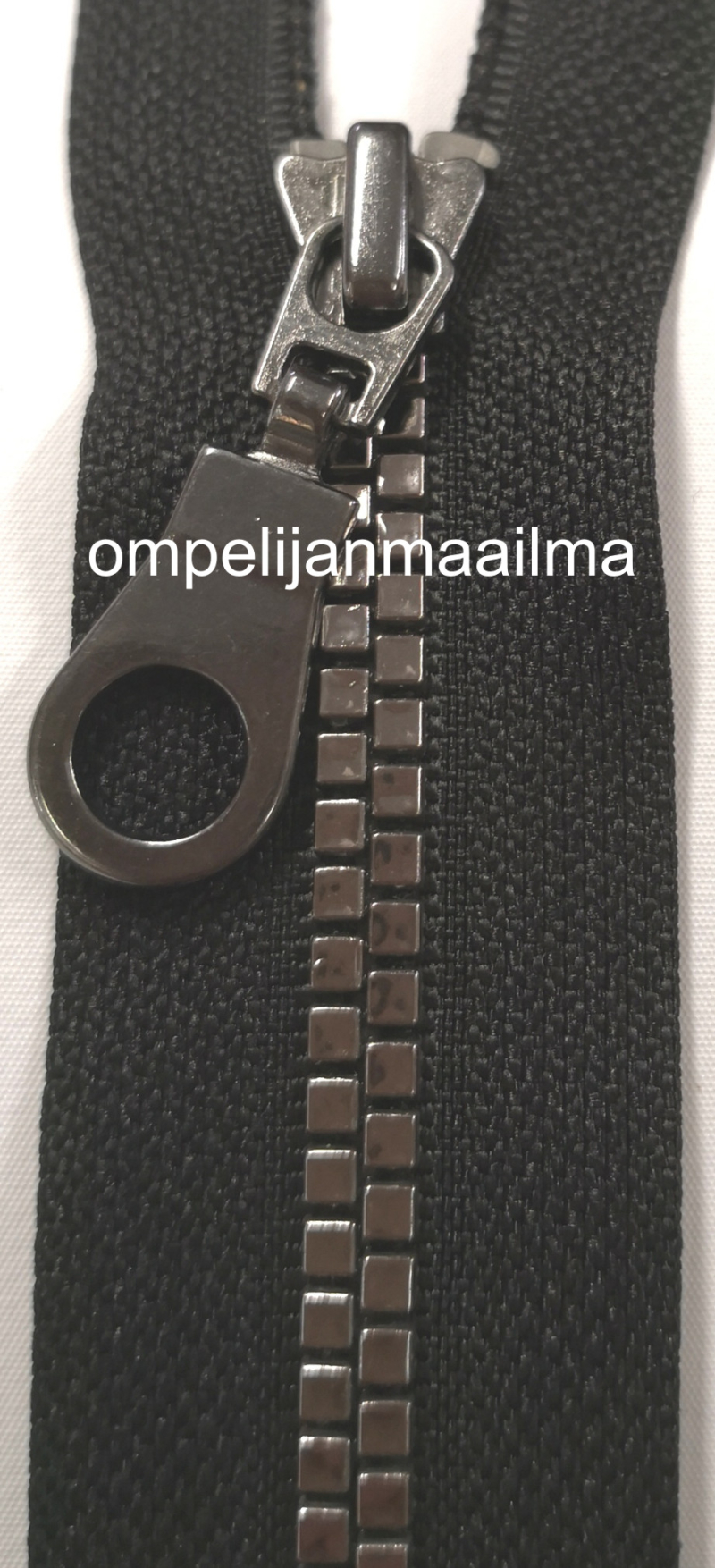 Koristeketju tumma hopea