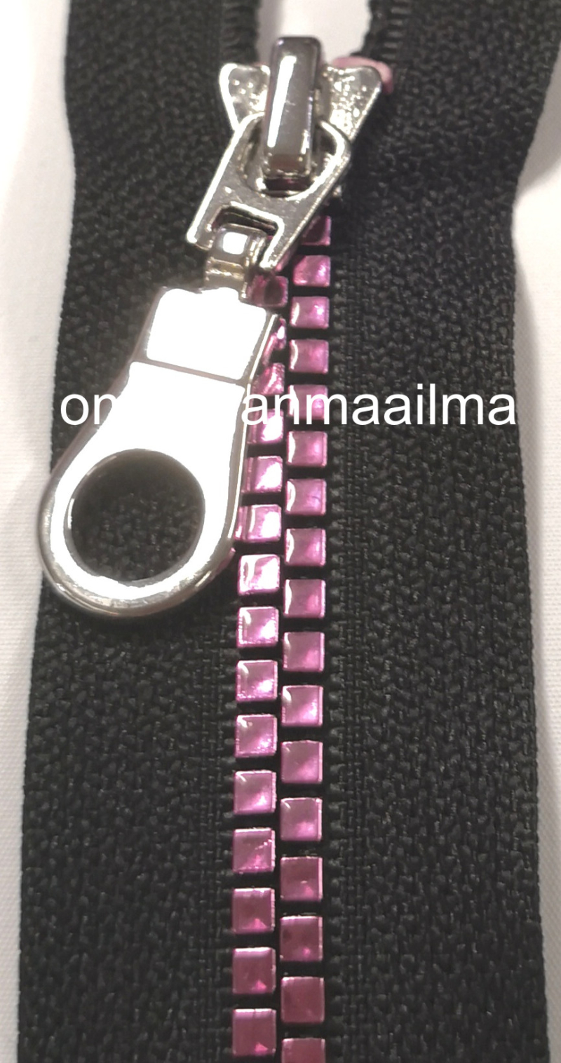 Koristeketju vaalea lila