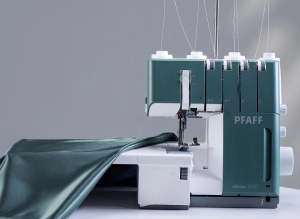 Pfaff admire3000 KUVA